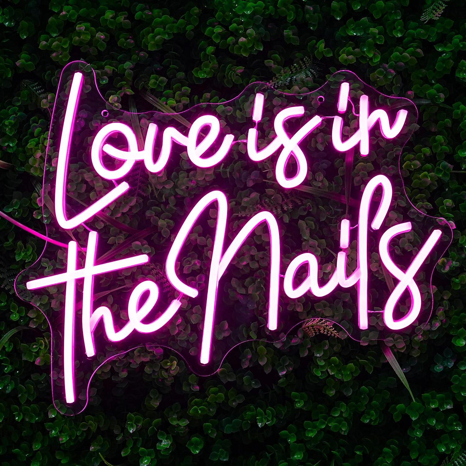 „Liebe ist in den Nägeln“ – Ne – Beauty No Makeup Bewertung und Preis